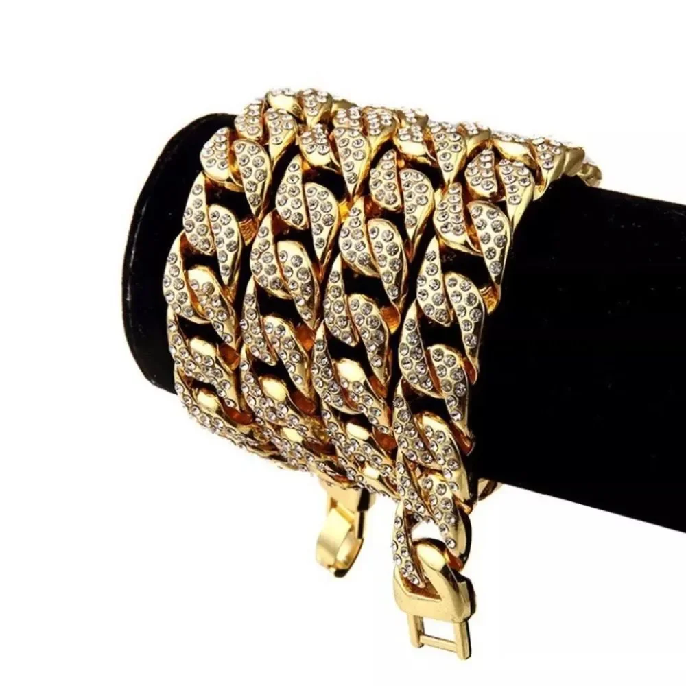 30" Fully Iced Out Cuban Link Chain - Picture 4 of 4